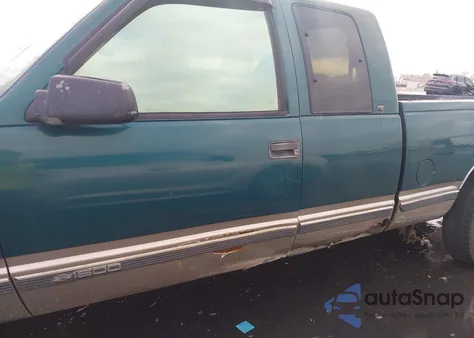 1998 Chevrolet K1500 Fleetside из США, поврежденный, VIN 1GCEK19R1WR162215